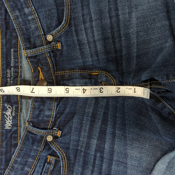 Distressed shorts sz 26 - Picture 7 of 8